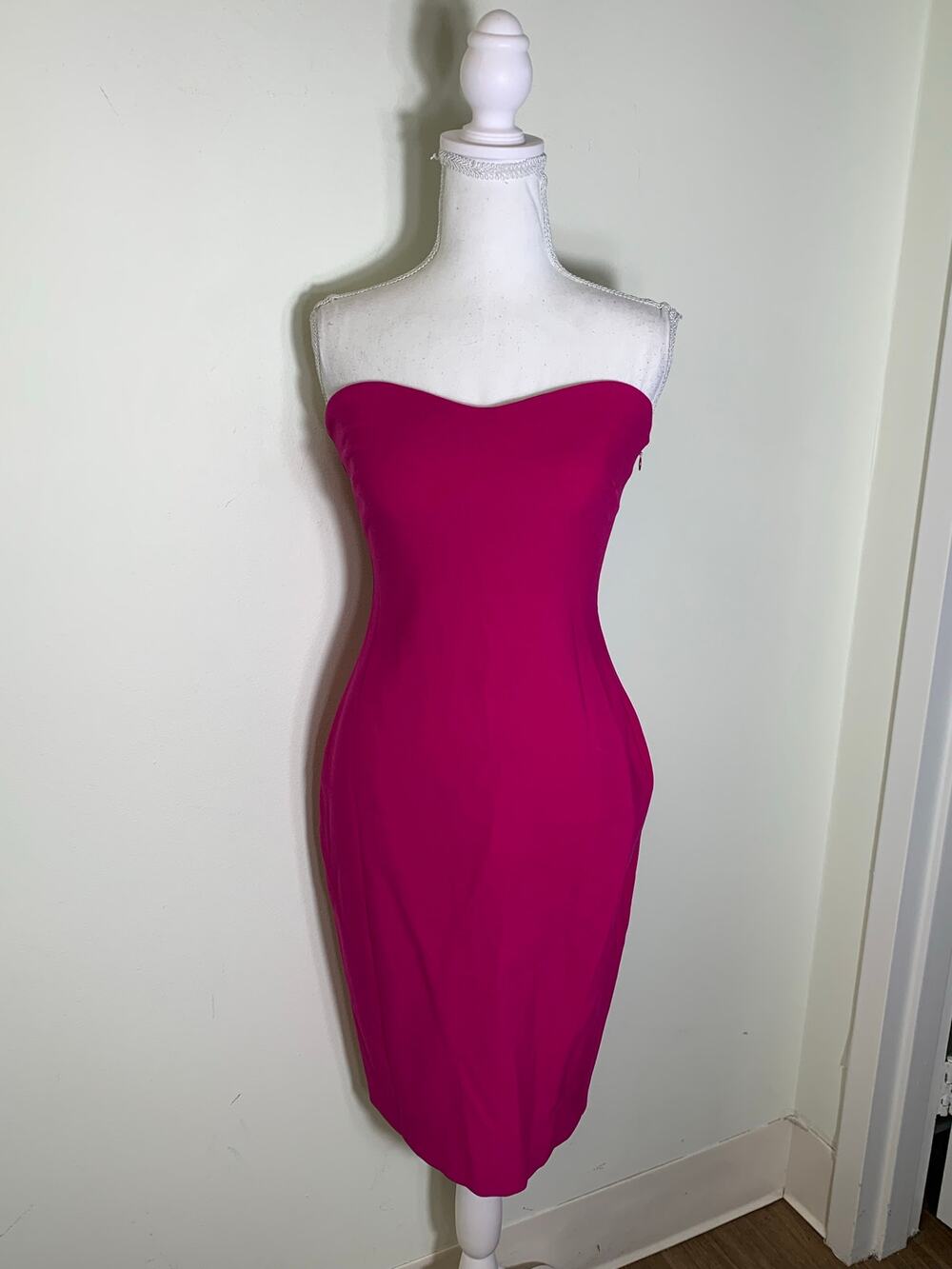 Likely Magenta Strapless cocktail Dress Sz 4